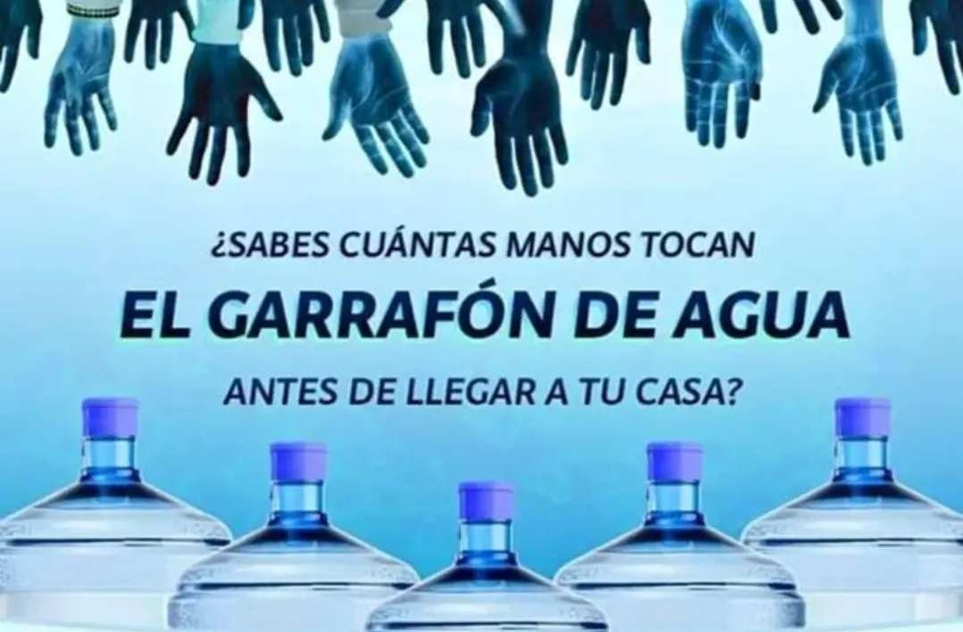 Hidratate con agua premium alcalina e ilimitada