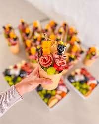 Carrito de Charcutería: Carnes Frías, Quesos y Más