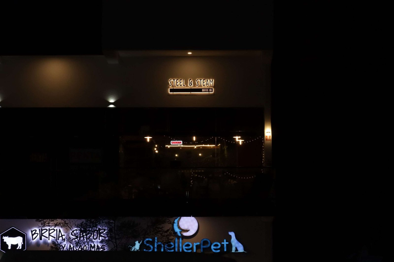 Café en Zakia – Steel & Steam